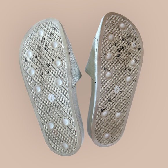 Adidas Adilette Pastel Slides - Picture 5 of 5